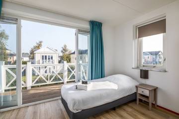 Bungalow voor 5 Personen in Hellevoetsluis, Nederlandse Noordzeekust, Afbeelding 3