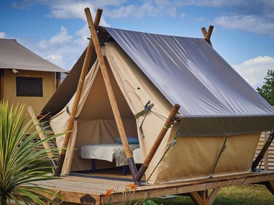 Vvf Camping Les Dunes Créances - Tente 2 personnes - Tente Moorea - Accueil lit bébé impossible in Créances-Plage, Créances