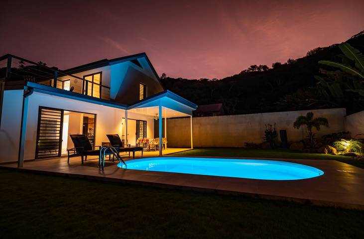 Villa pour 6 personnes, avec piscine ainsi que jardin et terrasse