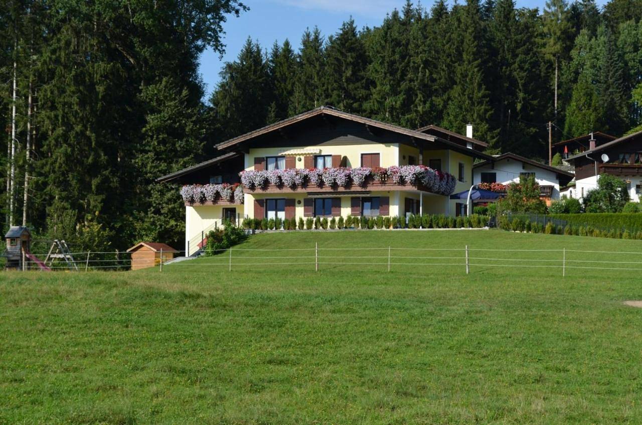 Ganze Wohnung, Am Randersberg - Wohnung Nr 1 in Großgmain, Bezirk Salzburg-Umgebung