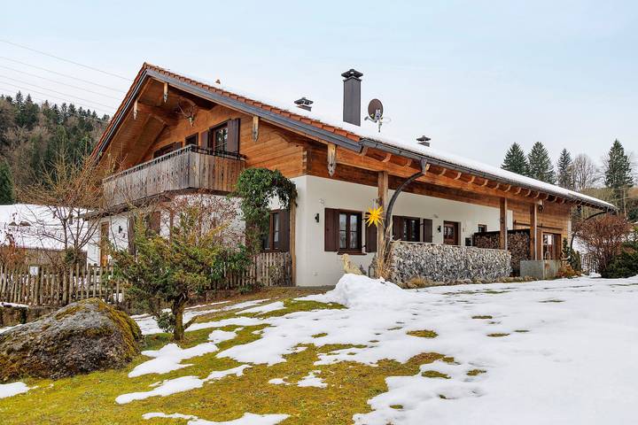 Ferienhaus für 10 Personen, mit Balkon und Garten sowie Sauna in Oberstaufen - 4