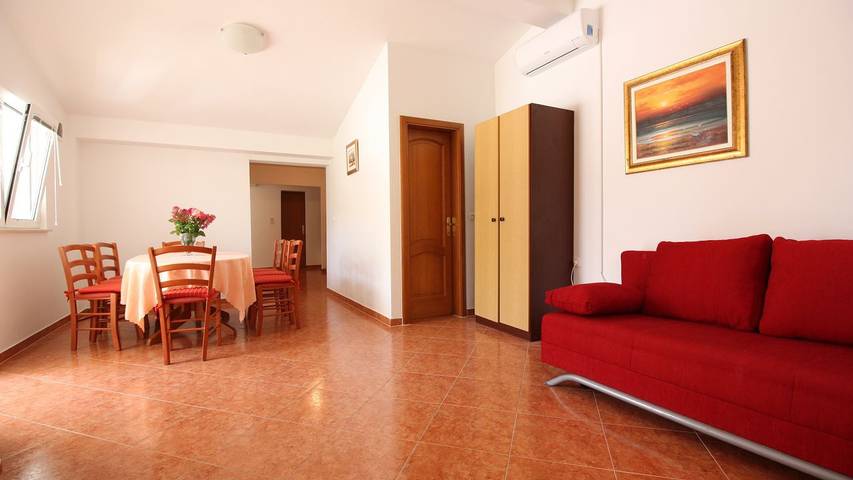 Ferienwohnung für 8 Personen, mit Terrasse in Novalja - 3