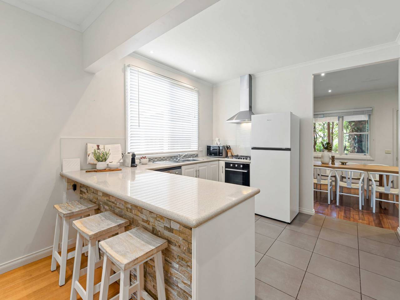 Entire apartment, Lush 3-Bed House near the Beach in Rosebud, Mornington Peninsula