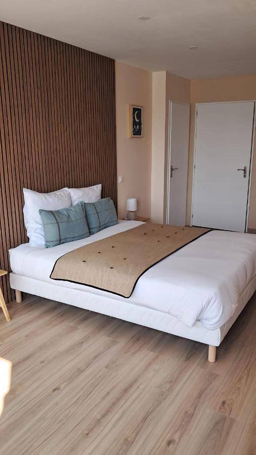 Location de vacances pour 2 personnes, avec terrasse et vue à Saint-Jean-de-Losne - 2