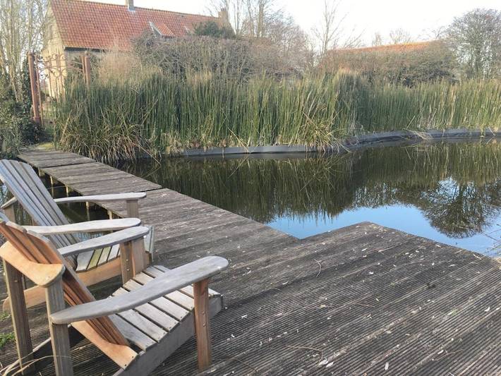 Location de vacances pour 10 personnes, avec vue et piscine ainsi que jardin et vue sur le lac à Alveringem - 2