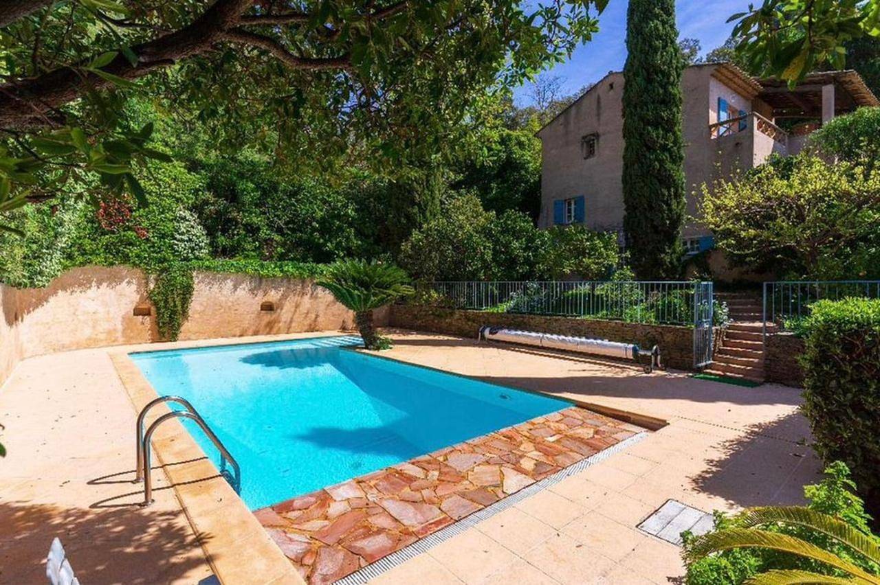 Villa in Rayol-Canadel-sur-Mer, Côte méditerranéenne (France)