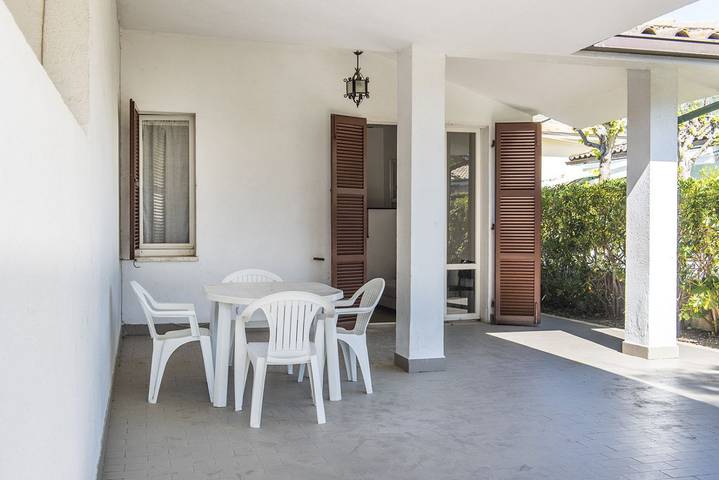 Ganze Wohnung, Ferienwohnung für 7 Personen mit Balkon/Terrasse in Marcelli, Numana
