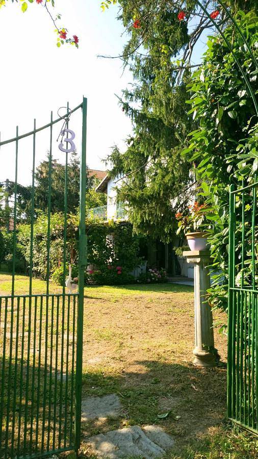 Location de vacances pour 4 personnes, avec jardin ainsi que piscine et vue, animaux acceptés à Chieri - 2