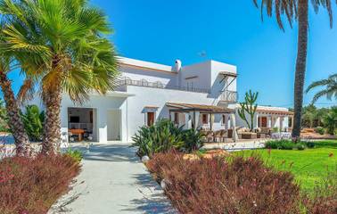 Finca in Santa Eulària des Riu, Ibiza Osten für 8 