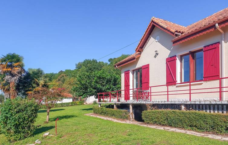 Location de vacances pour 6 personnes, avec Terrasse et Jardin à Nanteuil-en-Vallée