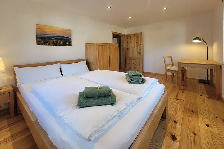 Ferienwohnung für 4 Personen, mit Terrasse und Garten in Simonswald - 2