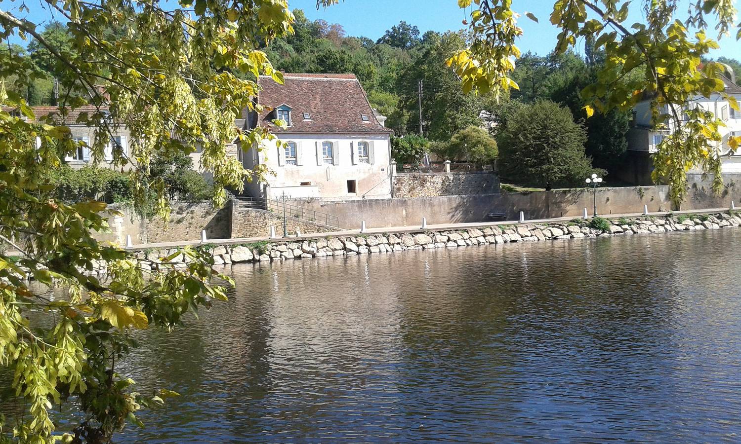Vézère Vue in Le Bugue, Périgord Noir