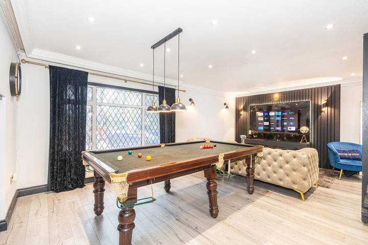 Apartamento de vacaciones para 9 personas, con jacuzzi y jardín - 1