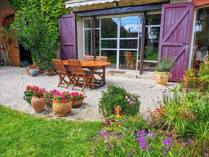 Location de vacances pour 8 personnes, avec terrasse et jardin à Baziège - 3