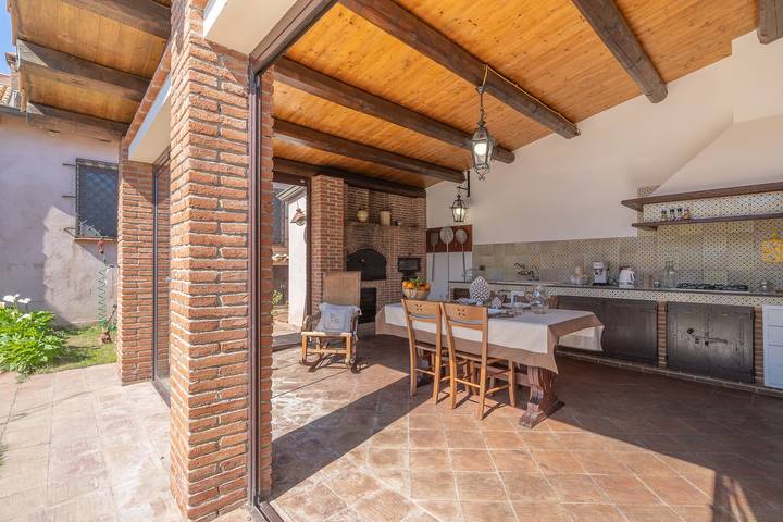 Casa vacanze 'Cocciu D'amuri Luxury' con giardino privato, Wi-Fi e aria condizionata in Torrefano, Pachino