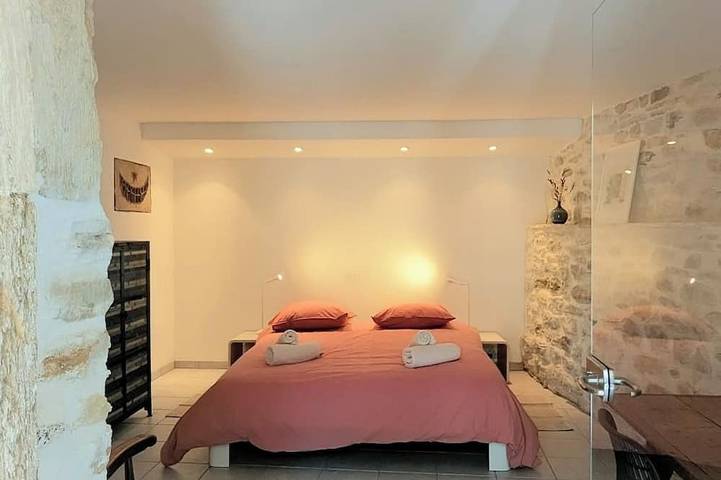 Location de vacances pour 8 personnes, avec jardin et terrasse à Saint-André-d'Olérargues - 2