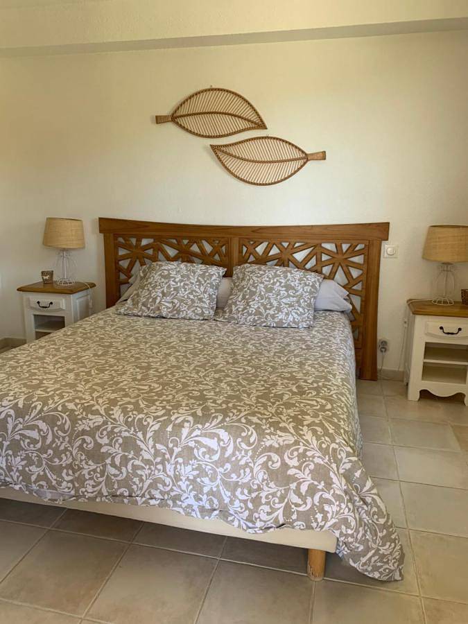Chambre d’hôte pour 2 personnes, avec terrasse et vue à La Londe-les-Maures - 3