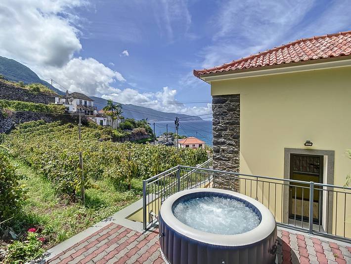 Ferienwohnung für 2 Personen, mit Garten und Meerblick - 1