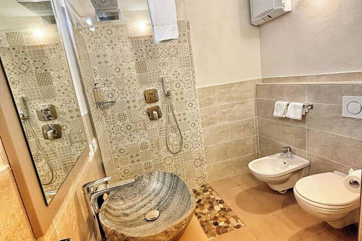 Location de vacances pour 2 personnes, avec sauna ainsi que jacuzzi et jardin à San Lorenzo in Banale - 4