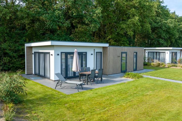 Bungalow voor 4 personen, met terras en balkon/terras in Hoge Hexel