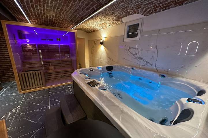 Ferienwohnung für 4 Personen, mit Whirlpool und Sauna - 1