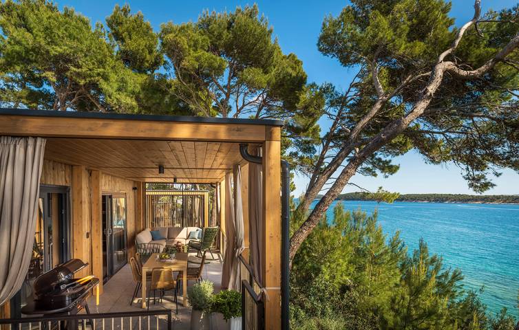 Camping für 5 Personen, mit Terrasse und Pool, mit Haustier auf Rab - 2