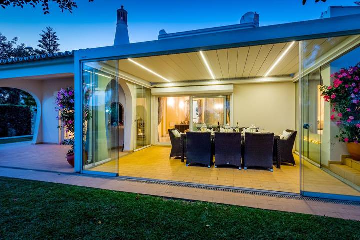 Ferienhaus für 10 Personen, mit Terrasse und Garten an der Algarve - 2