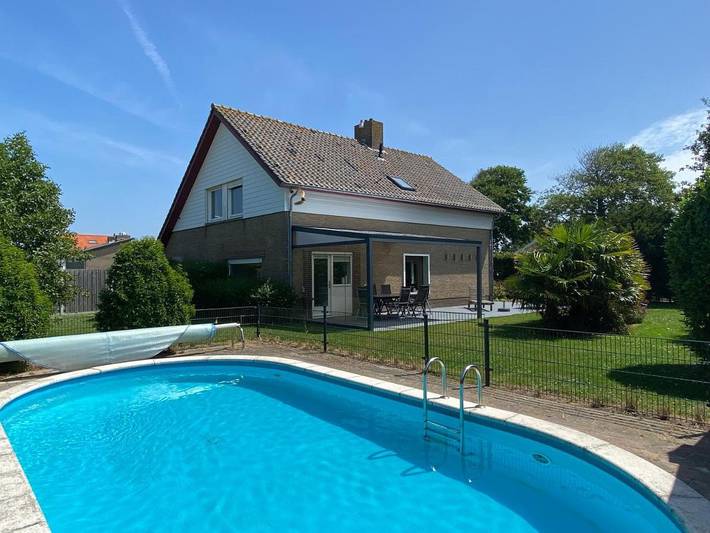 Maison de vacances pour 6 personnes, avec Balcon et Terrasse ainsi que Jardin et Piscine à Cadzand