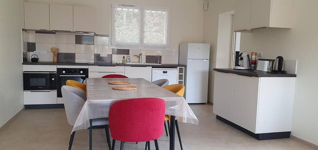 Location de vacances pour 4 personnes, avec vue et terrasse à Fontaine-sur-Ay - 4