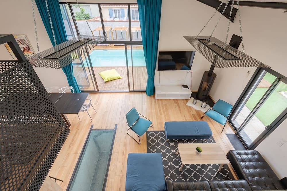 Hermoso Loft con piscina privada - 5 min. playas - 12 personas in Bompas, Côte d'Améthyste