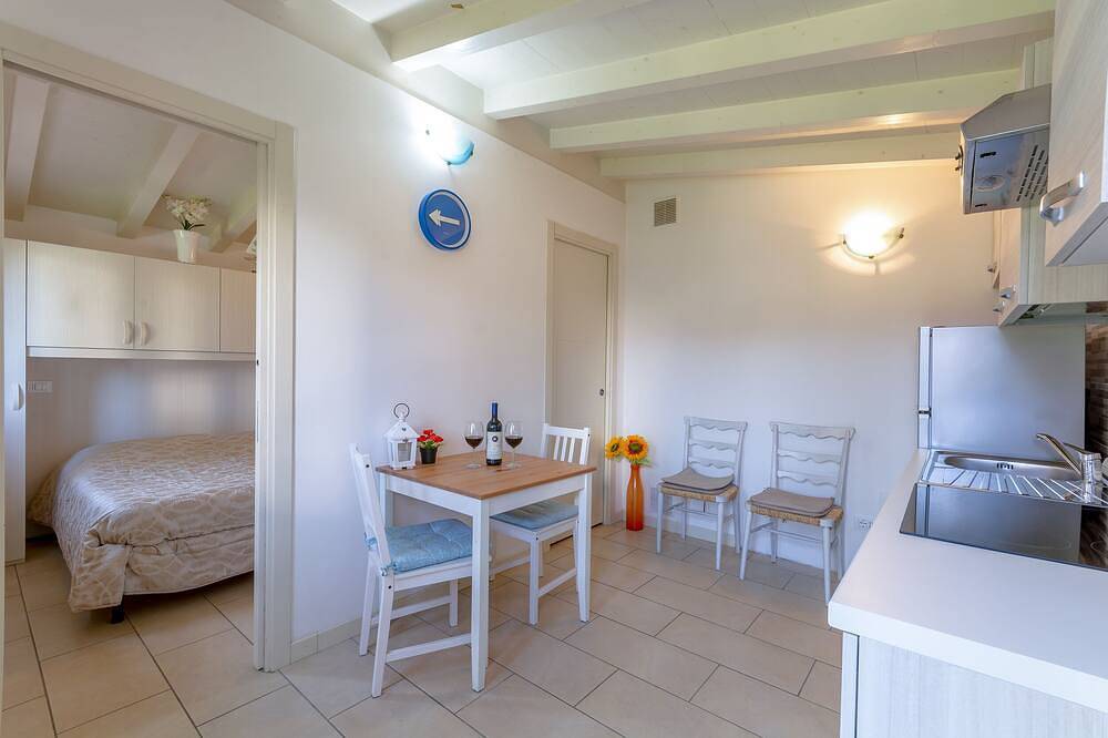 Rent exclusive Villino, free on 4 sides, in Marina di Pietrasanta in Marina di Pietrasanta, Pietrasanta