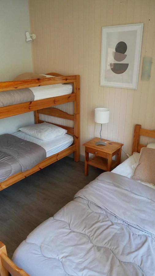 Gîte pour 5 personnes, avec vue ainsi que balcon et piscine à Meyras - 4