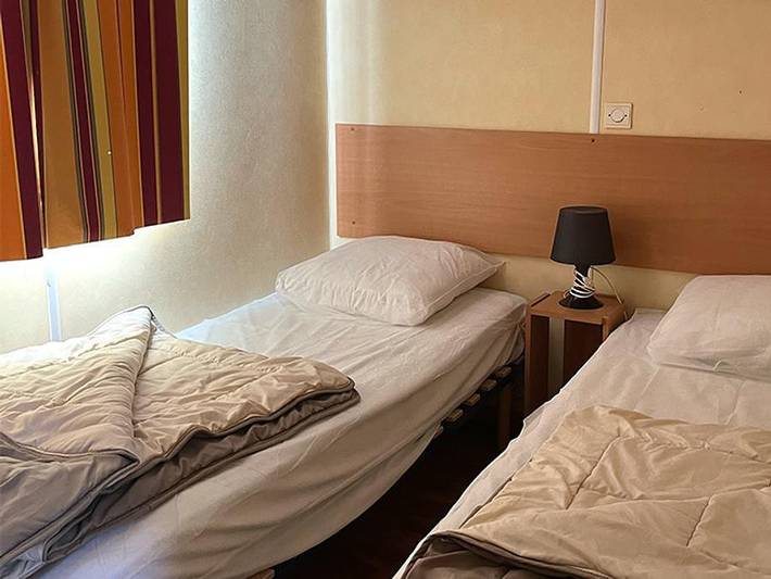 Camping Les Dolmens - Mobilheim 6 personen - Mobilheim 2 Zimmer in Méjannes-le-Clap, Alès und Umgebung