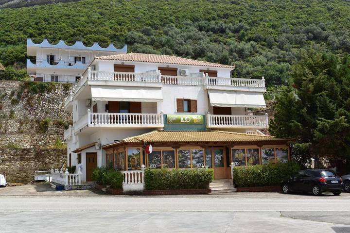 Appart’hôtel pour 3 personnes, avec jacuzzi et jardin