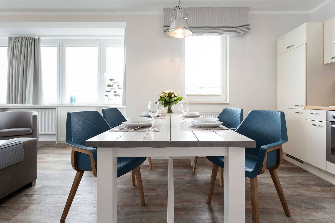 Hel lägenhet, Moderne Ferienwohnung in Strandnähe mit Sauna, Fitnessraum und Fahrstuhl im Haus in Ostseebad Binz, Binz