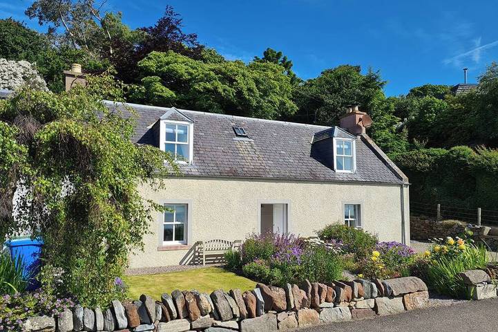 Cottage for 4 people, with garden in Moray Firth