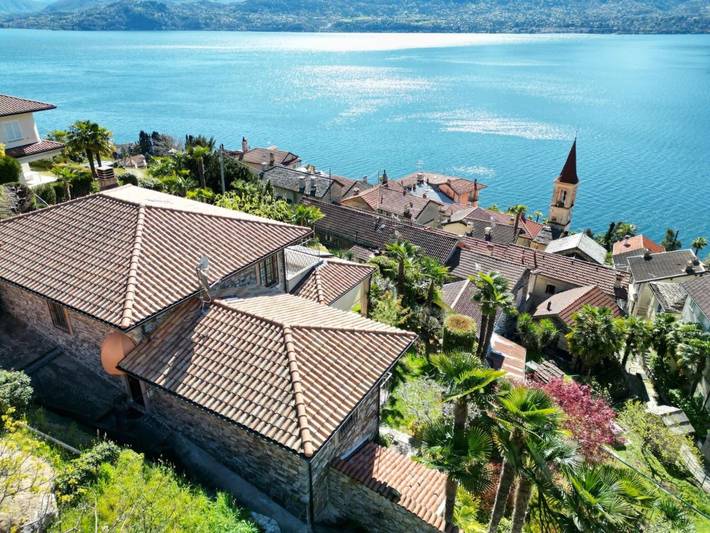 Ferienhaus für 4 Personen, mit Balkon und Garten sowie Seeblick