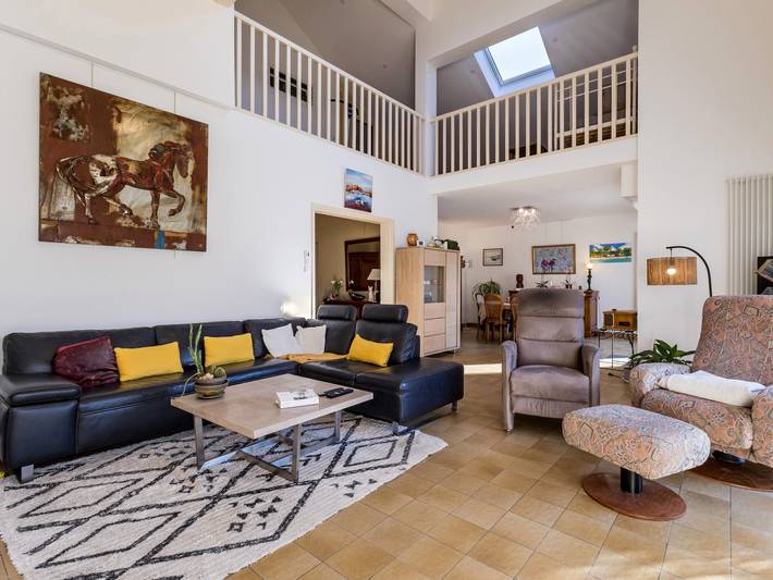 Gîte pour 10 personnes, avec terrasse et jardin - 1