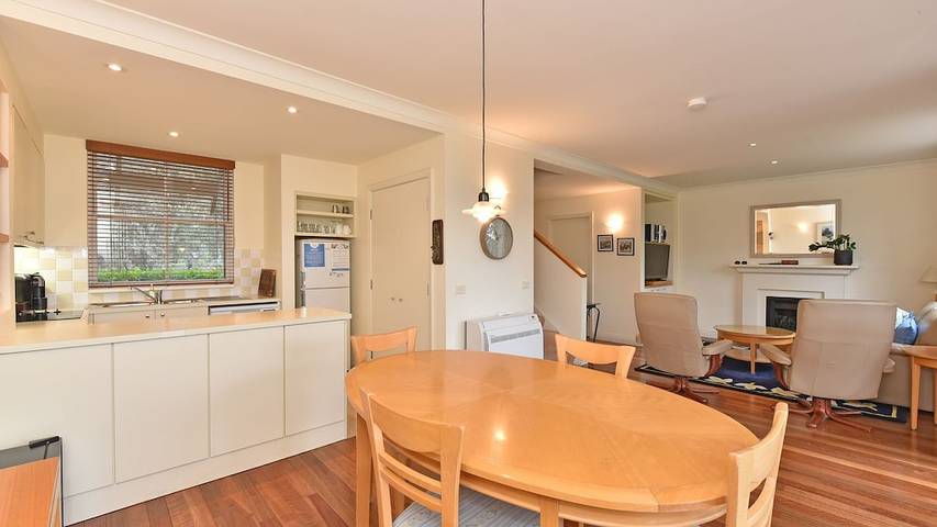 Villa for 4 people, with pool and balcony in Hunter Valley