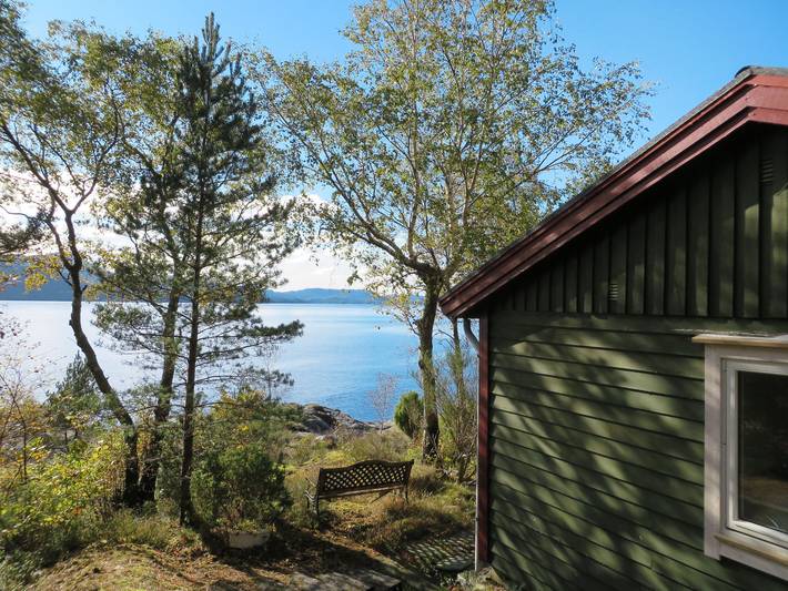 Feriehus for 6 personer, med Terrasse og Hage i Hordaland