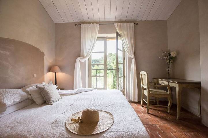 Location de vacances pour 8 personnes, avec Balcon ainsi que Jacuzzi et Jardin à Aigaliers - 4