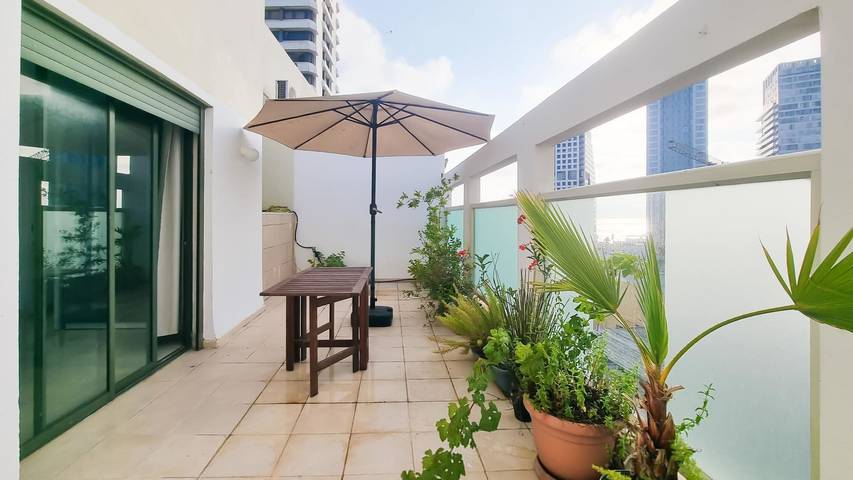 Apartamento entero, Ben Yehouda Obsidian in Tel Aviv, Distrito de Tel Aviv