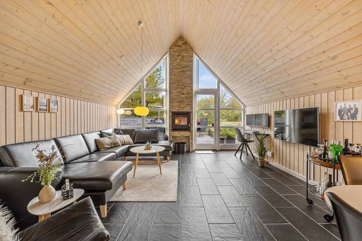 Villa für 8 Personen, mit Whirlpool und Balkon/Terrasse sowie Sauna in Blavand - 2