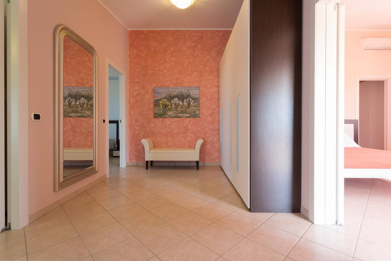 Timparosa, villa con piscina a 2 km dalla spiaggia in Kaukana, Santa Croce Camerina