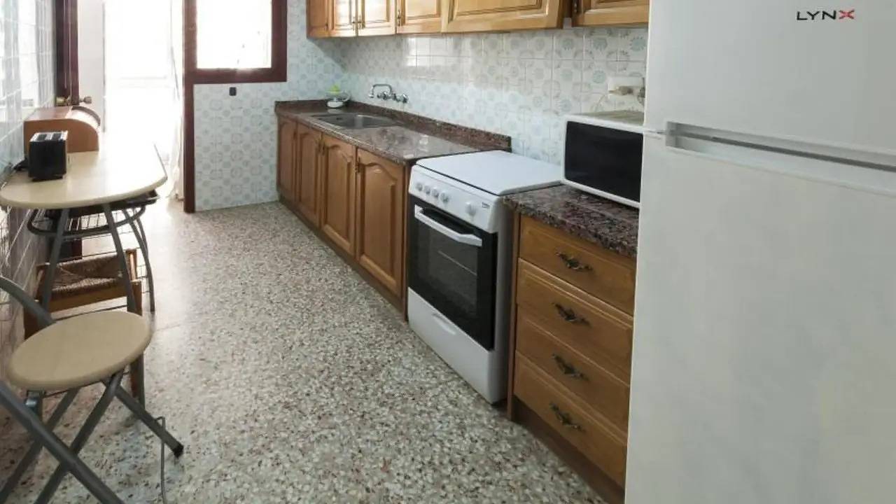 Apartamento vacacional entero, Apartamento de vacaciones para 5 personas in Daimuz, Costa de Valencia