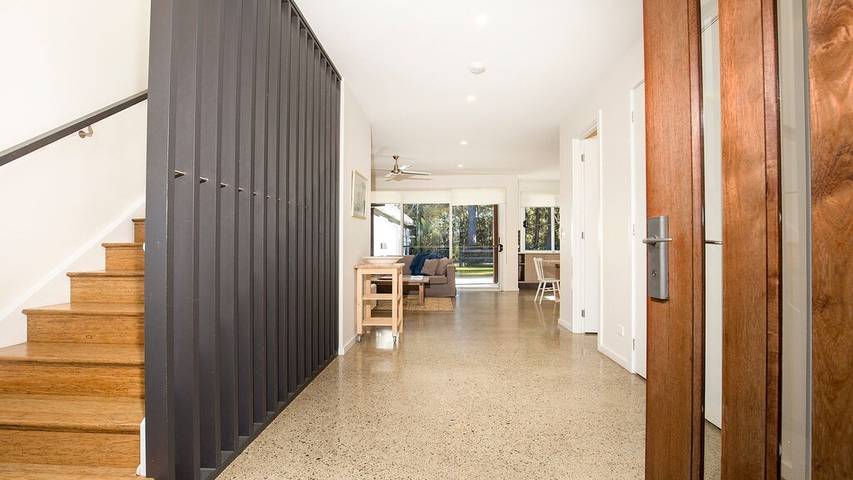 Holiday home for 15 people, with garden, with pets in Jervis Bay