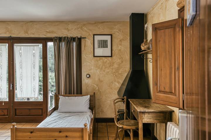 Casa rural para 3 personas, con piscina para niños y jardín, Se admiten mascotas en Pla de l'Estany - 3