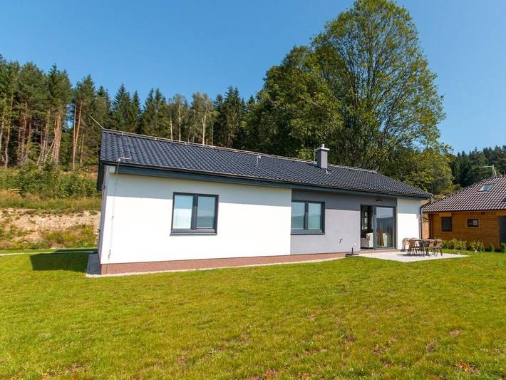 Bungalow für 6 Personen, mit Terrasse und Sauna in Tschechien