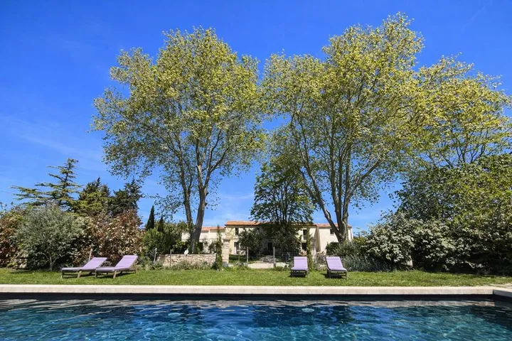 Chambre d’hôte pour 2 personnes, avec jardin ainsi que vue et piscine - 1