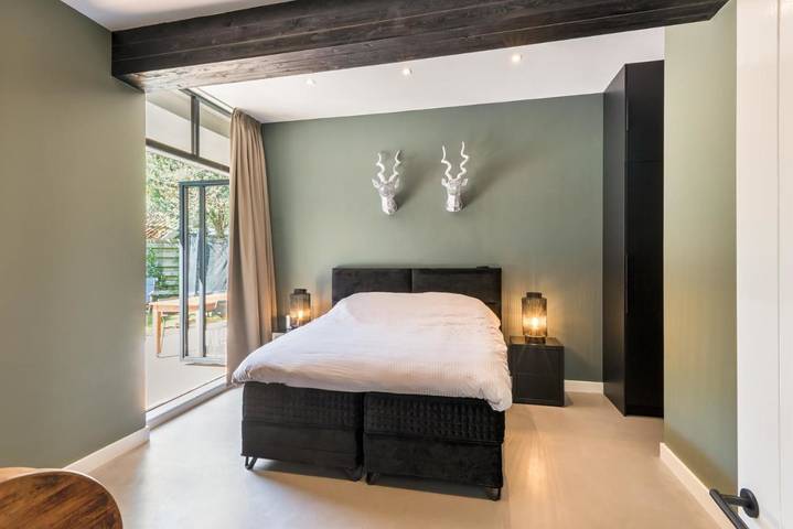 Villa für 8 Personen, mit Balkon und Terrasse sowie Garten und Pool in Bergen (Nordholland) - 4